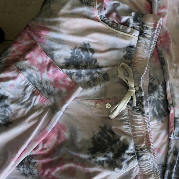 PJ Set - Picture 2 of 6